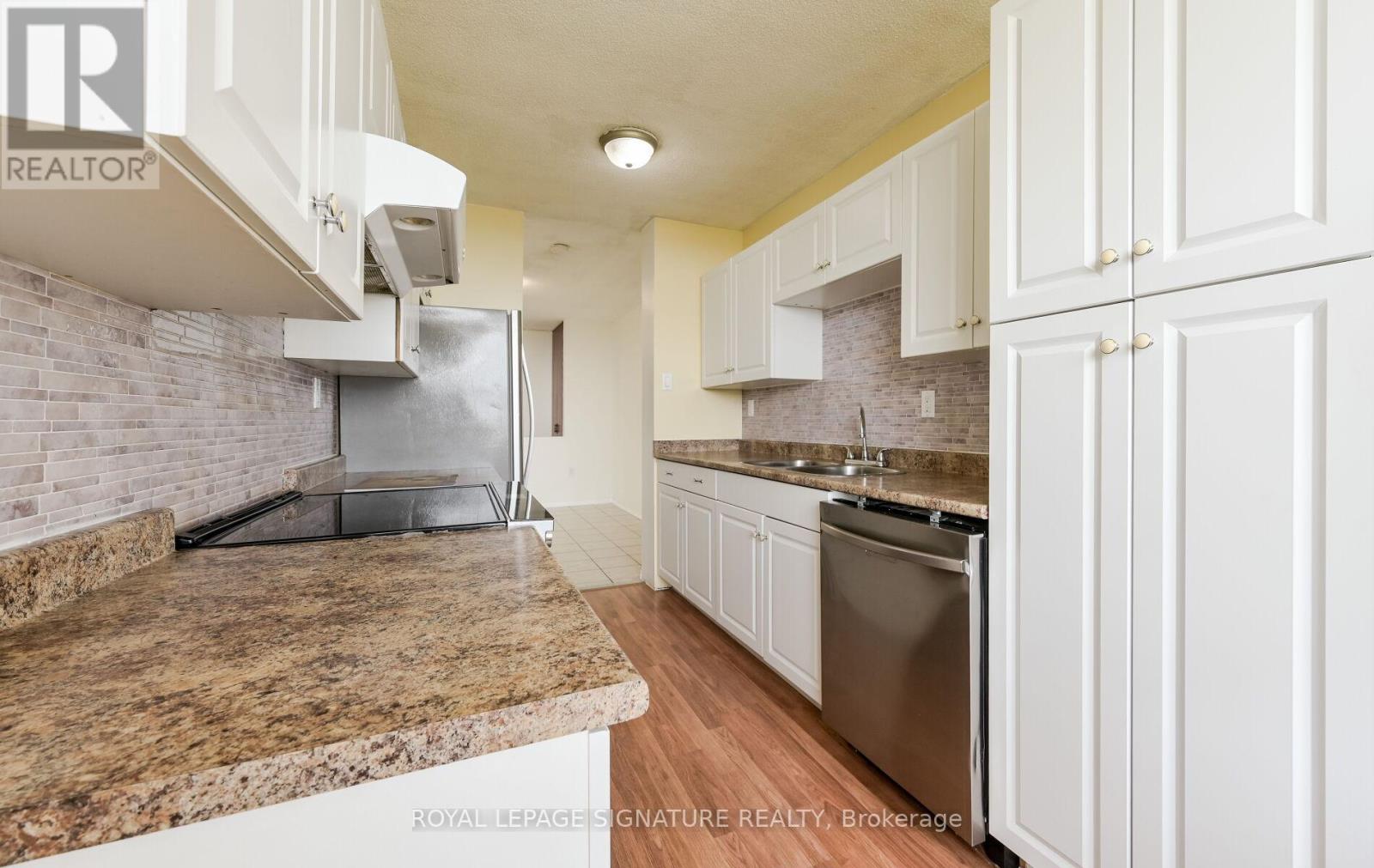 801 - 4 Kings Cross Road, Brampton, Ontario  L6T 3X8 - Photo 7 - W13722578