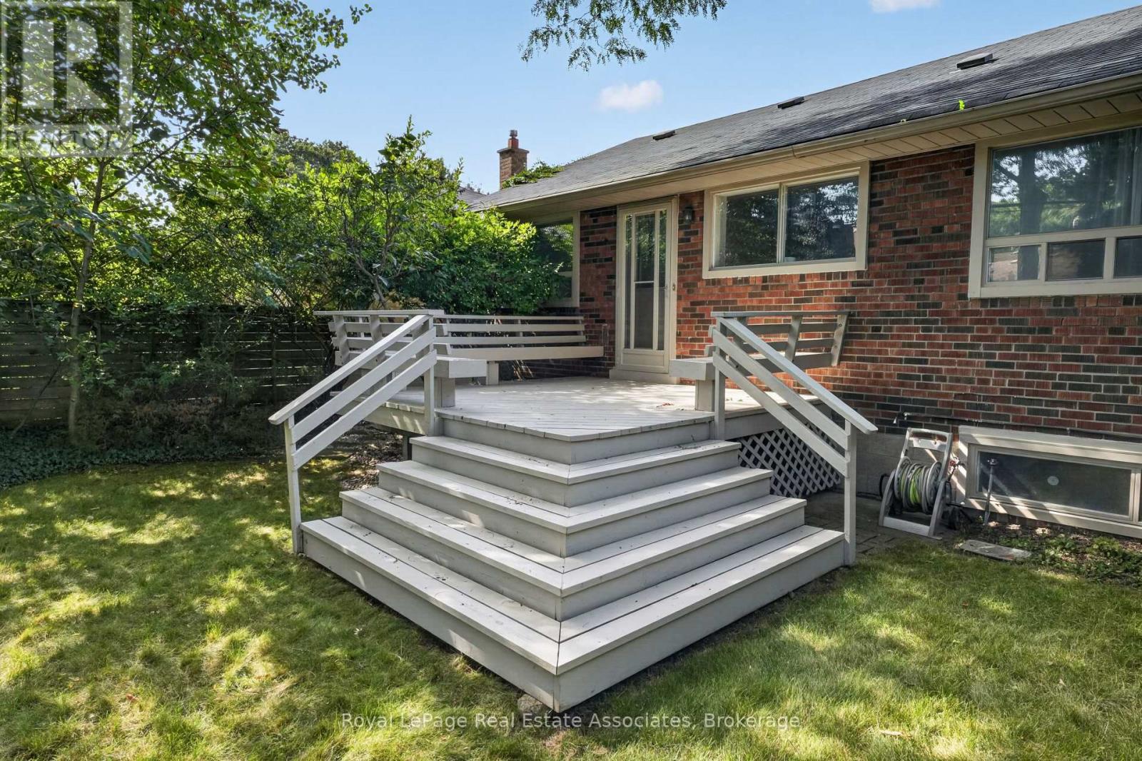 7 Greening Crescent, Toronto, Ontario  M9A 1N9 - Photo 47 - W13722596
