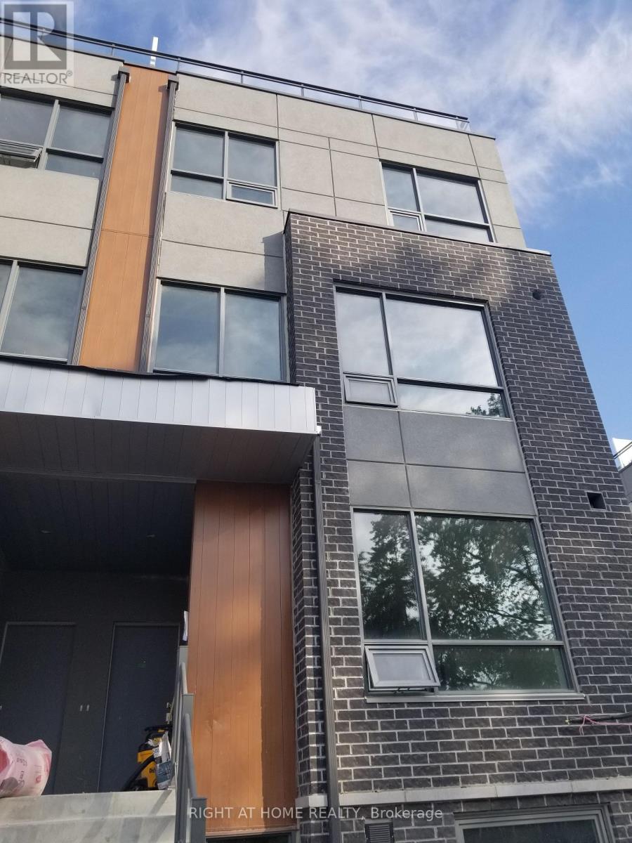 3 - 650 ATWATER AVENUE, Mississauga, Ontario