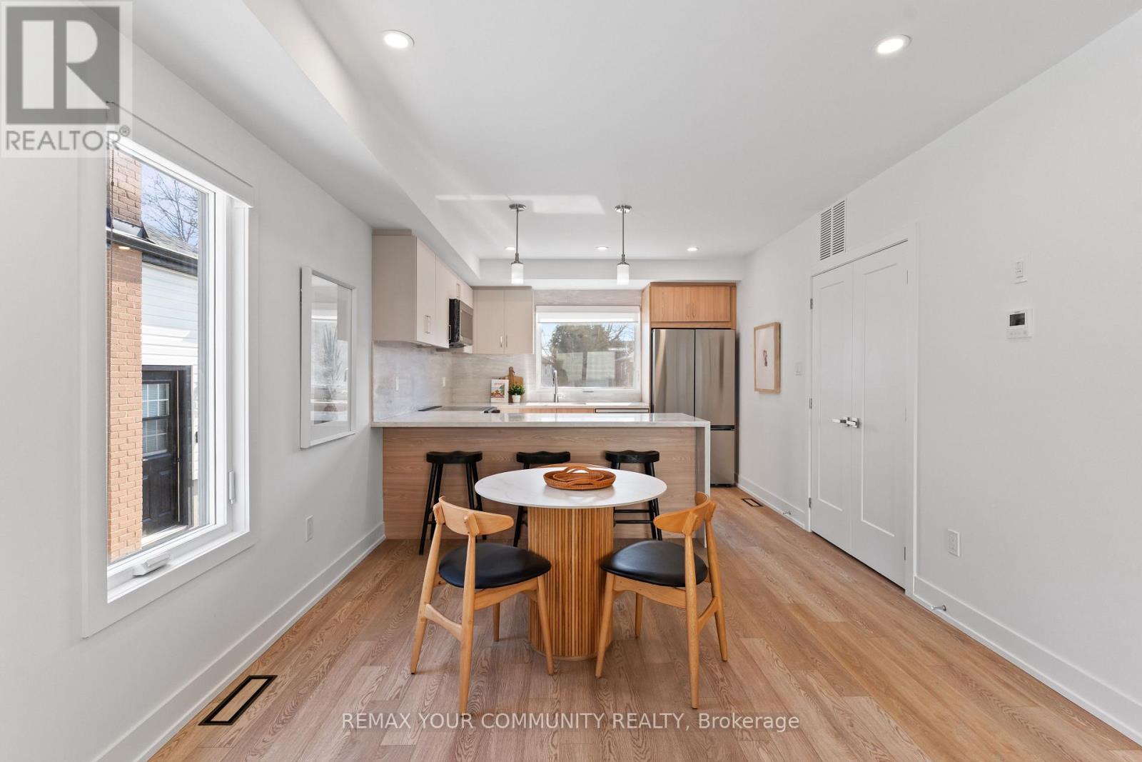 1 - 15 Acorn Avenue, Toronto, Ontario  M9B 3P7 - Photo 11 - W13722718