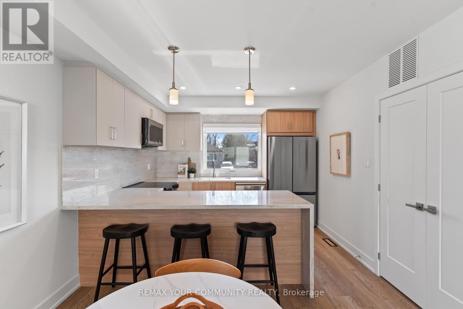 1 - 15 Acorn Avenue, Toronto, Ontario  M9B 3P7 - Photo 12 - W13722718