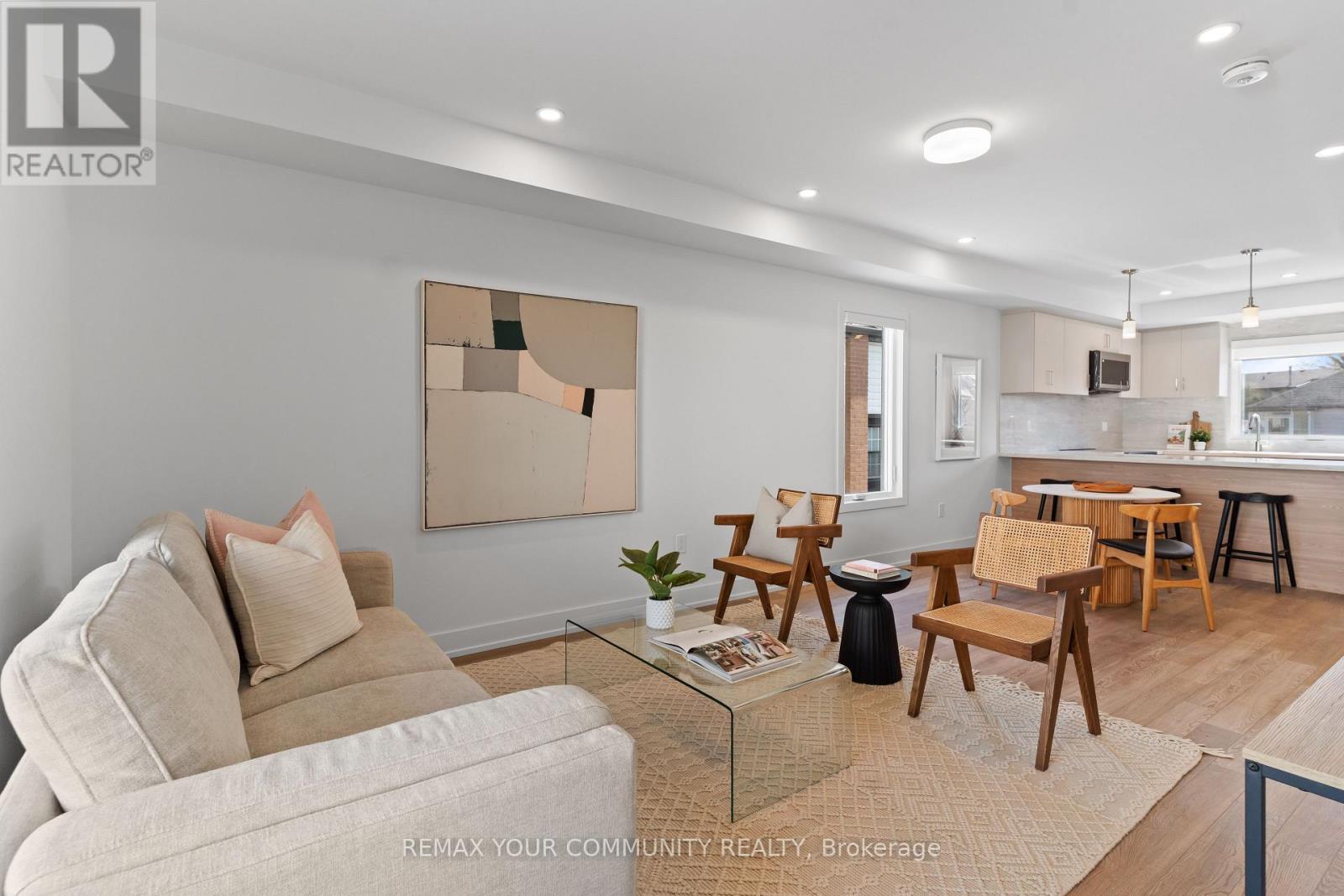 1 - 15 Acorn Avenue, Toronto, Ontario  M9B 3P7 - Photo 4 - W13722718