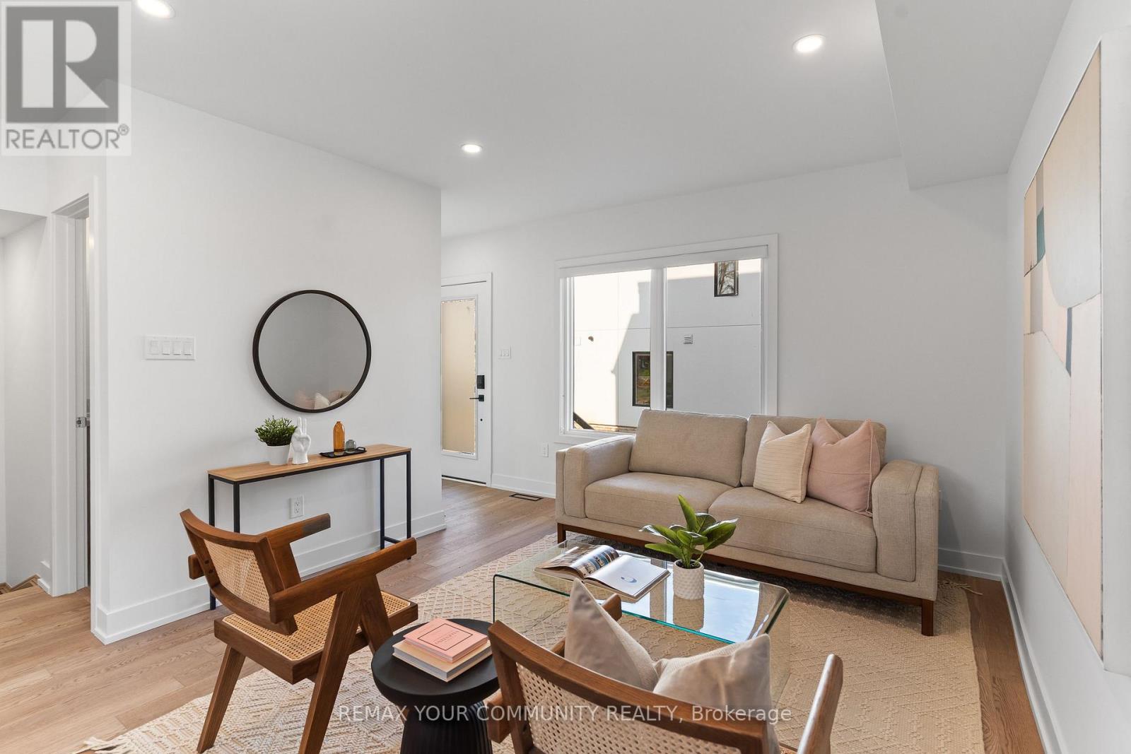 1 - 15 Acorn Avenue, Toronto, Ontario  M9B 3P7 - Photo 7 - W13722718