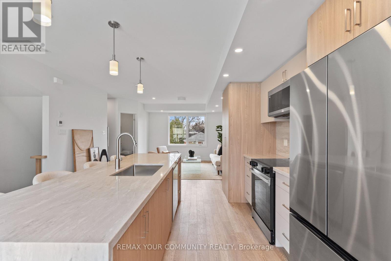 3 - 15 Acorn Avenue, Toronto, Ontario  M9B 3P7 - Photo 10 - W13722724
