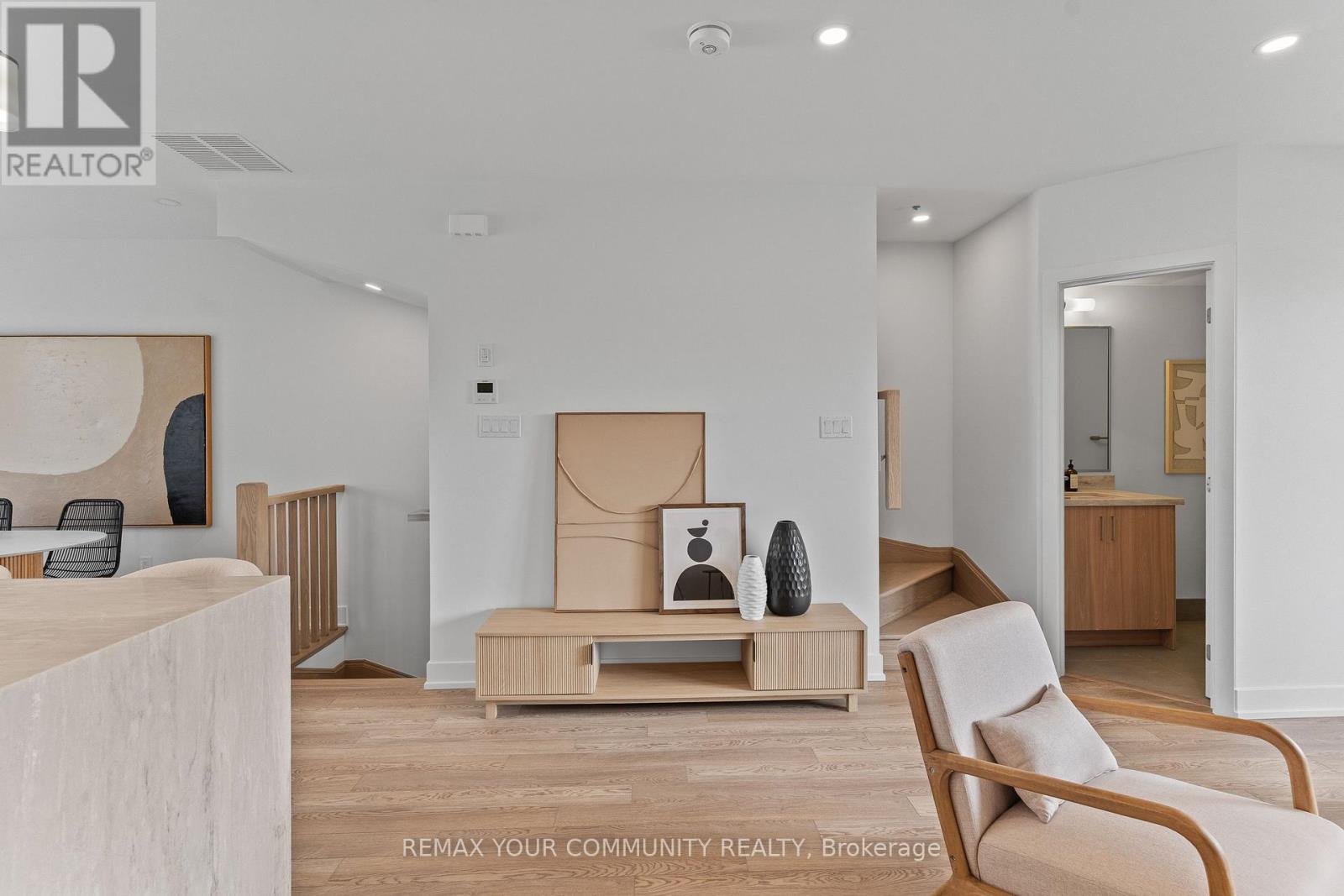 3 - 15 Acorn Avenue, Toronto, Ontario  M9B 3P7 - Photo 17 - W13722724