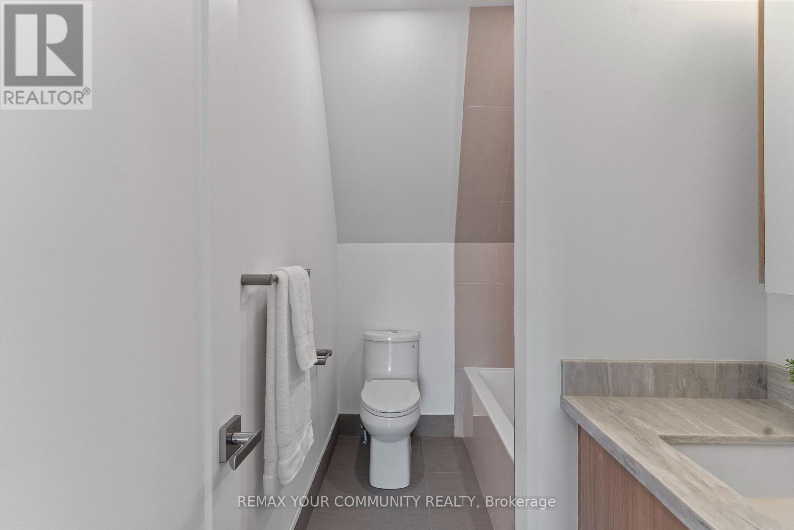 3 - 15 Acorn Avenue, Toronto, Ontario  M9B 3P7 - Photo 41 - W13722724