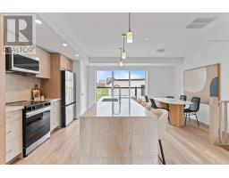 3 - 15 ACORN AVENUE, Toronto, Ontario