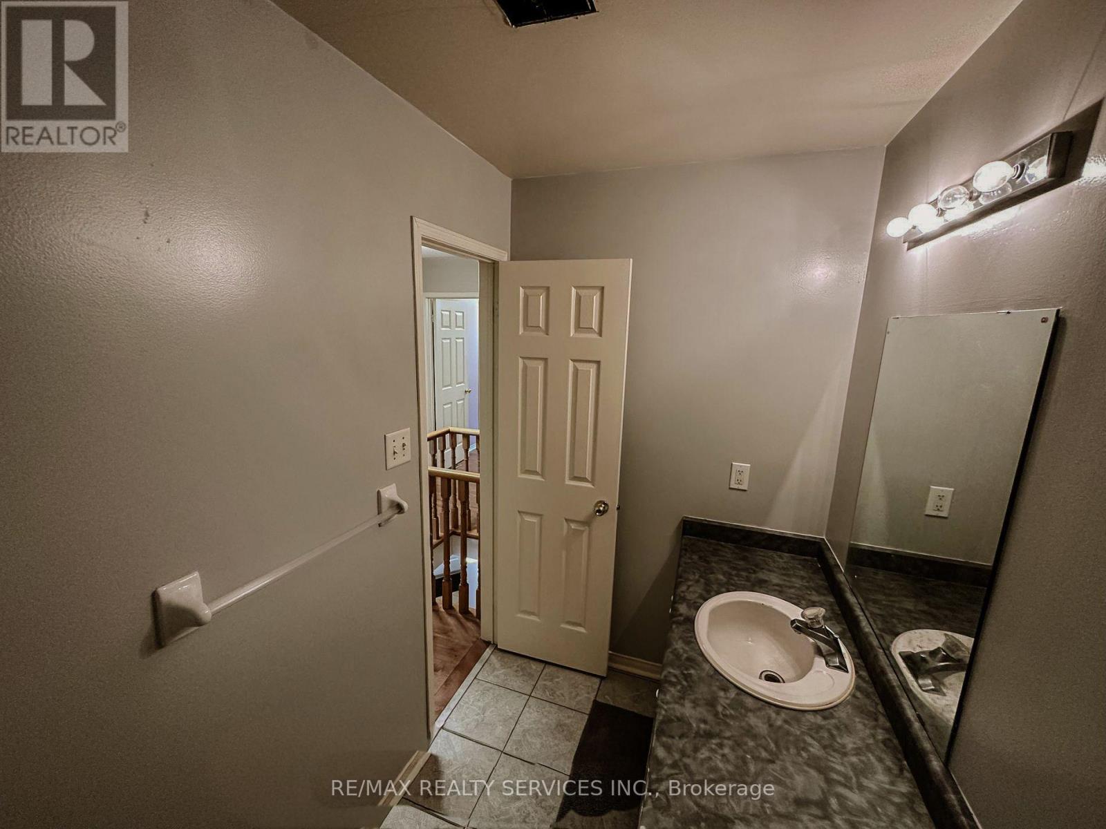 41 Sandyshores Drive, Brampton, Ontario  L6R 2H2 - Photo 14 - W13722738
