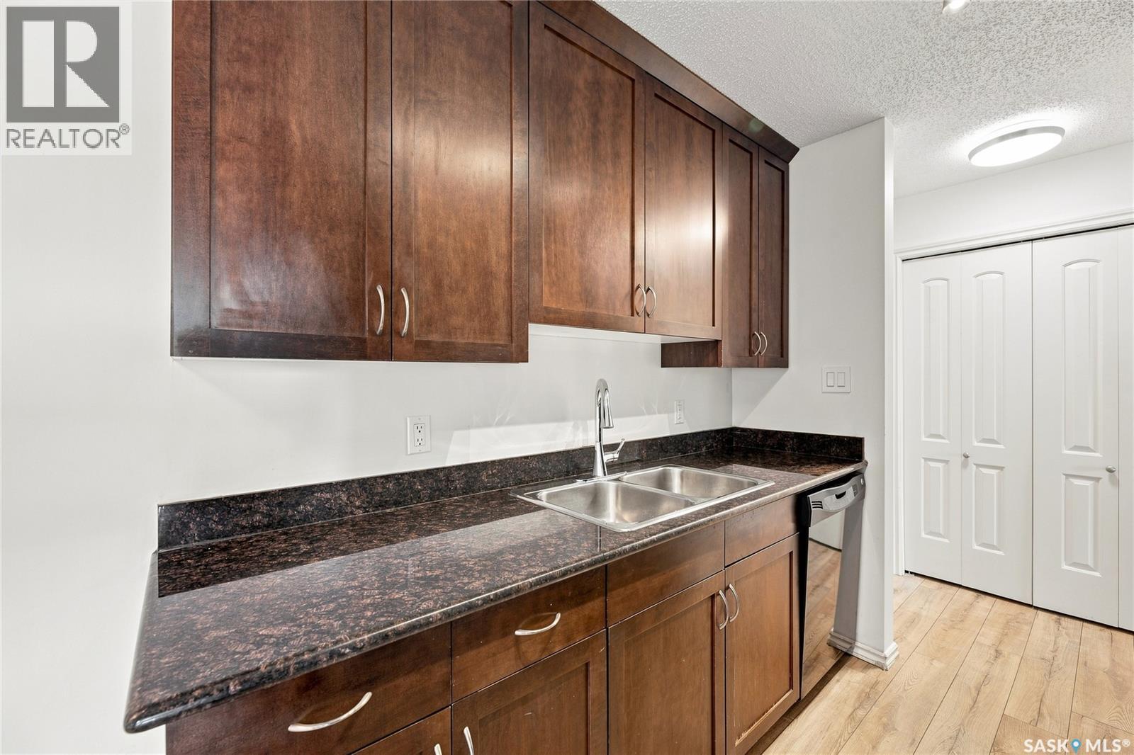 410 2233 St Henry Avenue, Saskatoon, Saskatchewan  S7M 5K9 - Photo 5 - SK046921