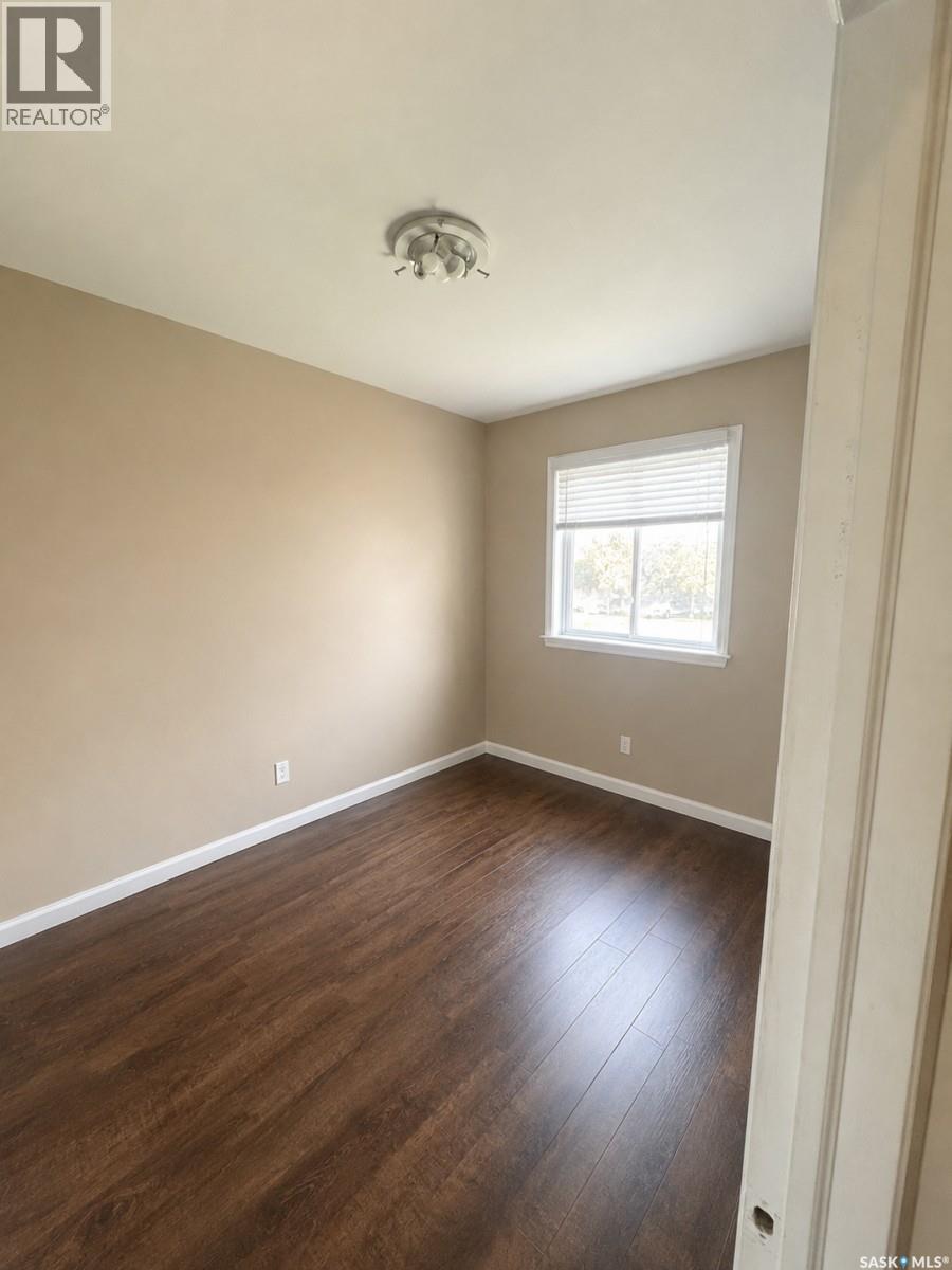 1736 C Avenue N, Saskatoon, Saskatchewan  S7L 1L7 - Photo 18 - SK046918