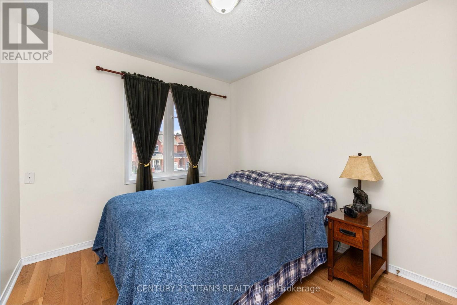 69 Rampart Crescent, Whitby, Ontario  L1P 1T7 - Photo 28 - E13703930