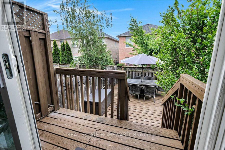 19 Bilbrough Street, Aurora, Ontario  L4G 7W3 - Photo 15 - N13722658