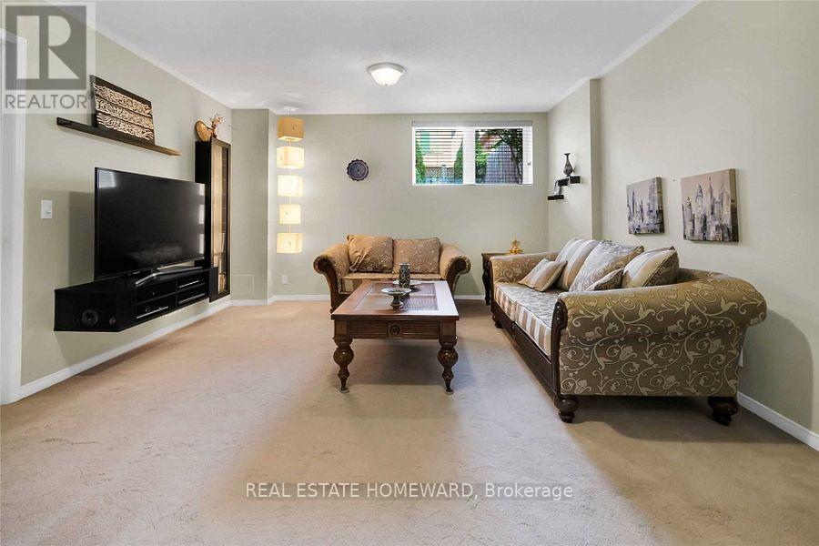 19 Bilbrough Street, Aurora, Ontario  L4G 7W3 - Photo 32 - N13722658