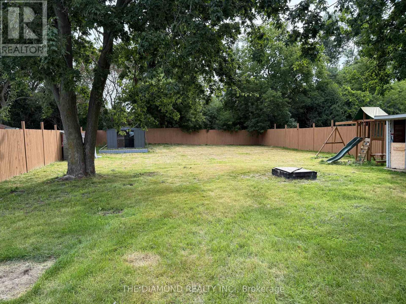 40 St Patrick Street, Kawartha Lakes, Ontario  K9V 1R2 - Photo 4 - X13722660