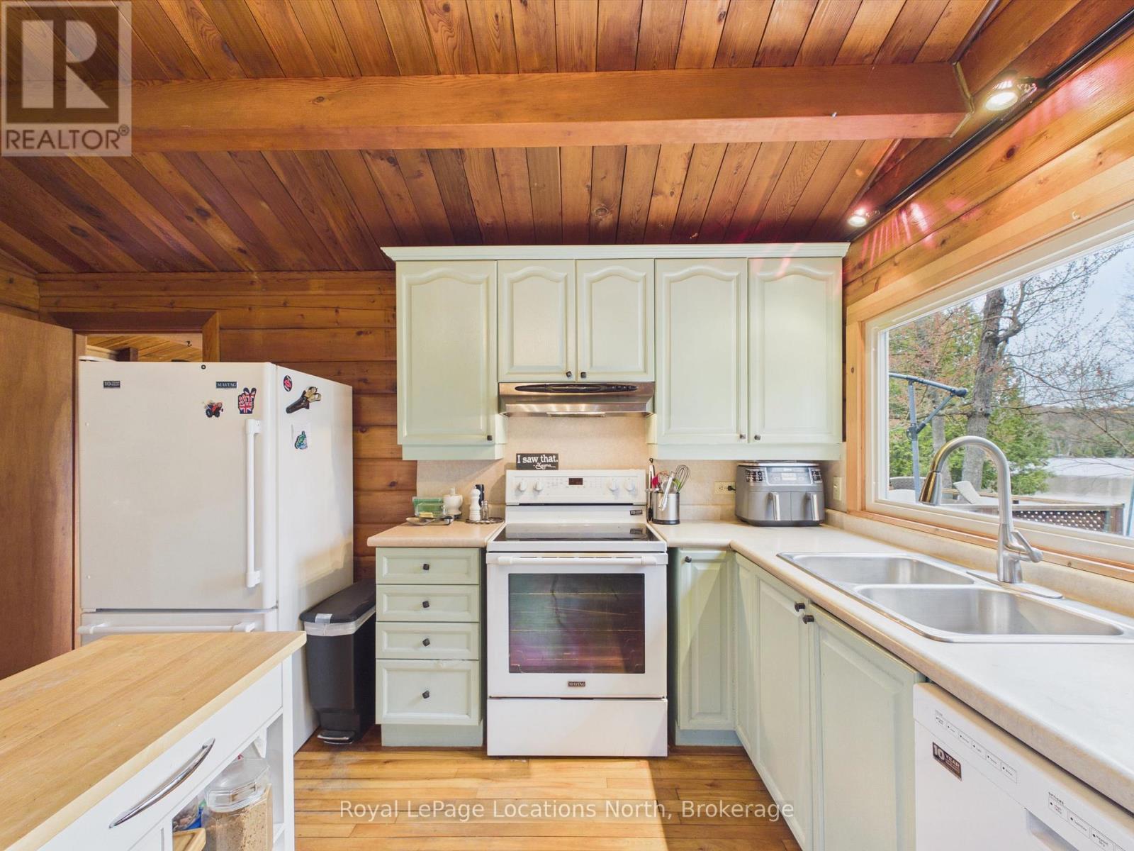 1027 Scott Lane, Lake Of Bays, Ontario  P1H 2J6 - Photo 13 - X13122634