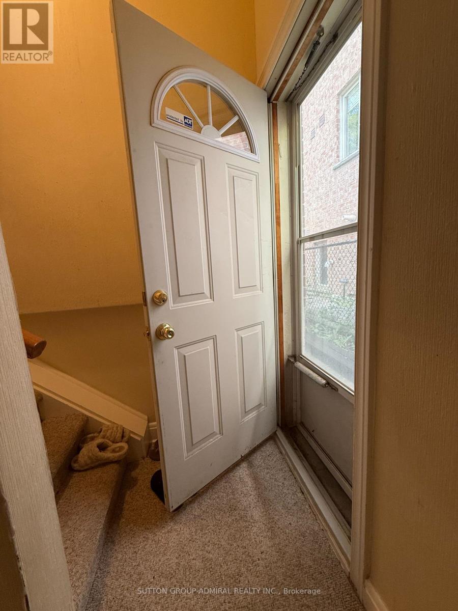 119 Caribou Road, Toronto, Ontario  M5N 2B1 - Photo 10 - C13443226