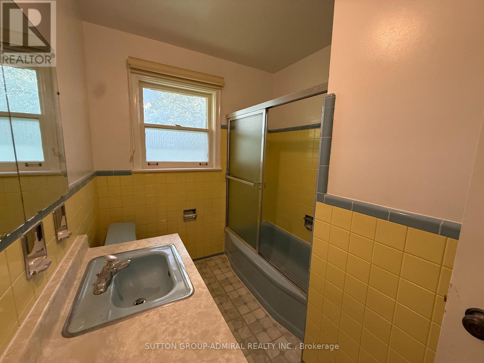 119 Caribou Road, Toronto, Ontario  M5N 2B1 - Photo 15 - C13443226