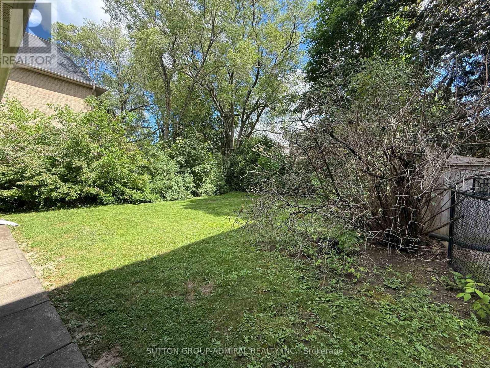 119 Caribou Road, Toronto, Ontario  M5N 2B1 - Photo 2 - C13443226