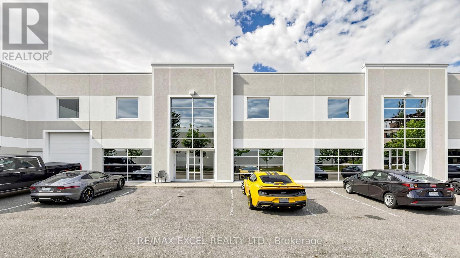 15 - 158 Don Hillock Drive, Aurora, Ontario  L4G 0G9 - Photo 2 - N13496058