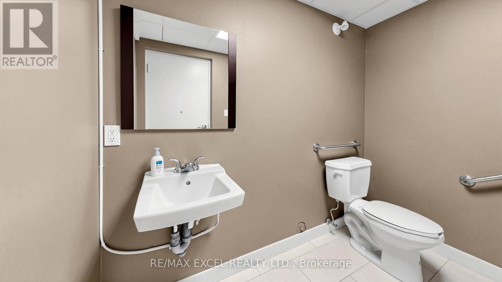 15 - 158 Don Hillock Drive, Aurora, Ontario  L4G 0G9 - Photo 15 - N13496058