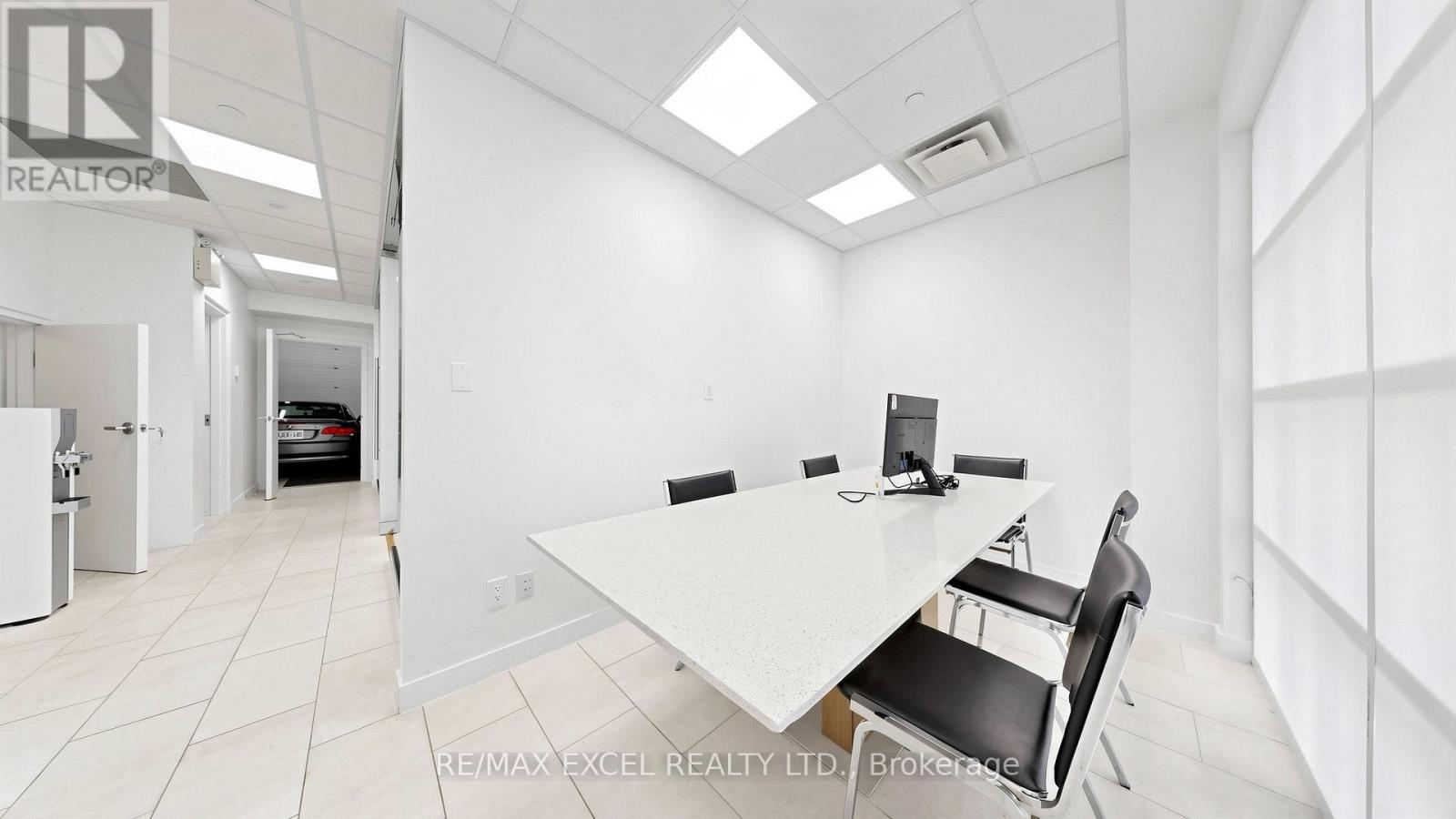 15 - 158 Don Hillock Drive, Aurora, Ontario  L4G 0G9 - Photo 7 - N13496058