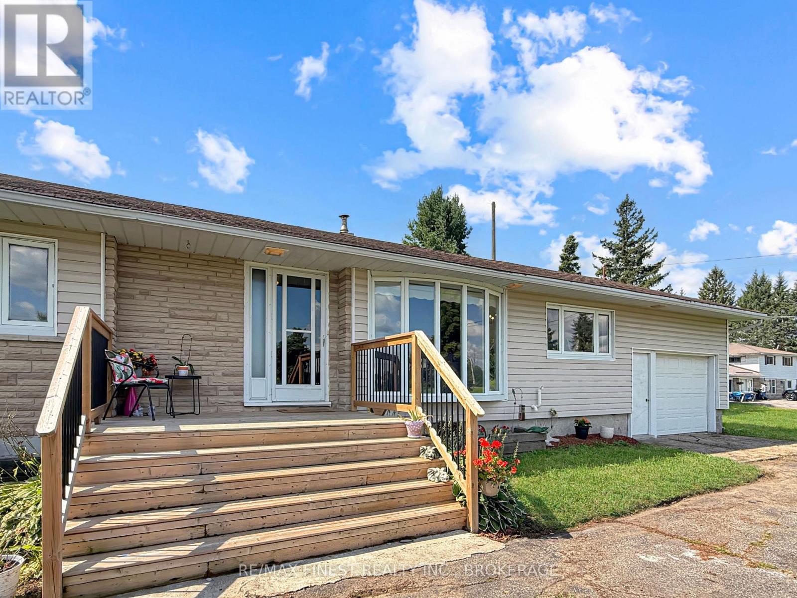 9859 County Rd 42, Westport, Ontario  K0A 1X0 - Photo 4 - X13719744