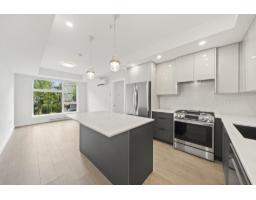 103 15353 17 AVENUE, Surrey, British Columbia