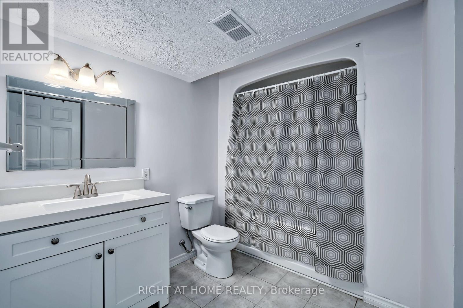 896 Fogerty Street, London North, Ontario  N5X 4G6 - Photo 25 - X13722812