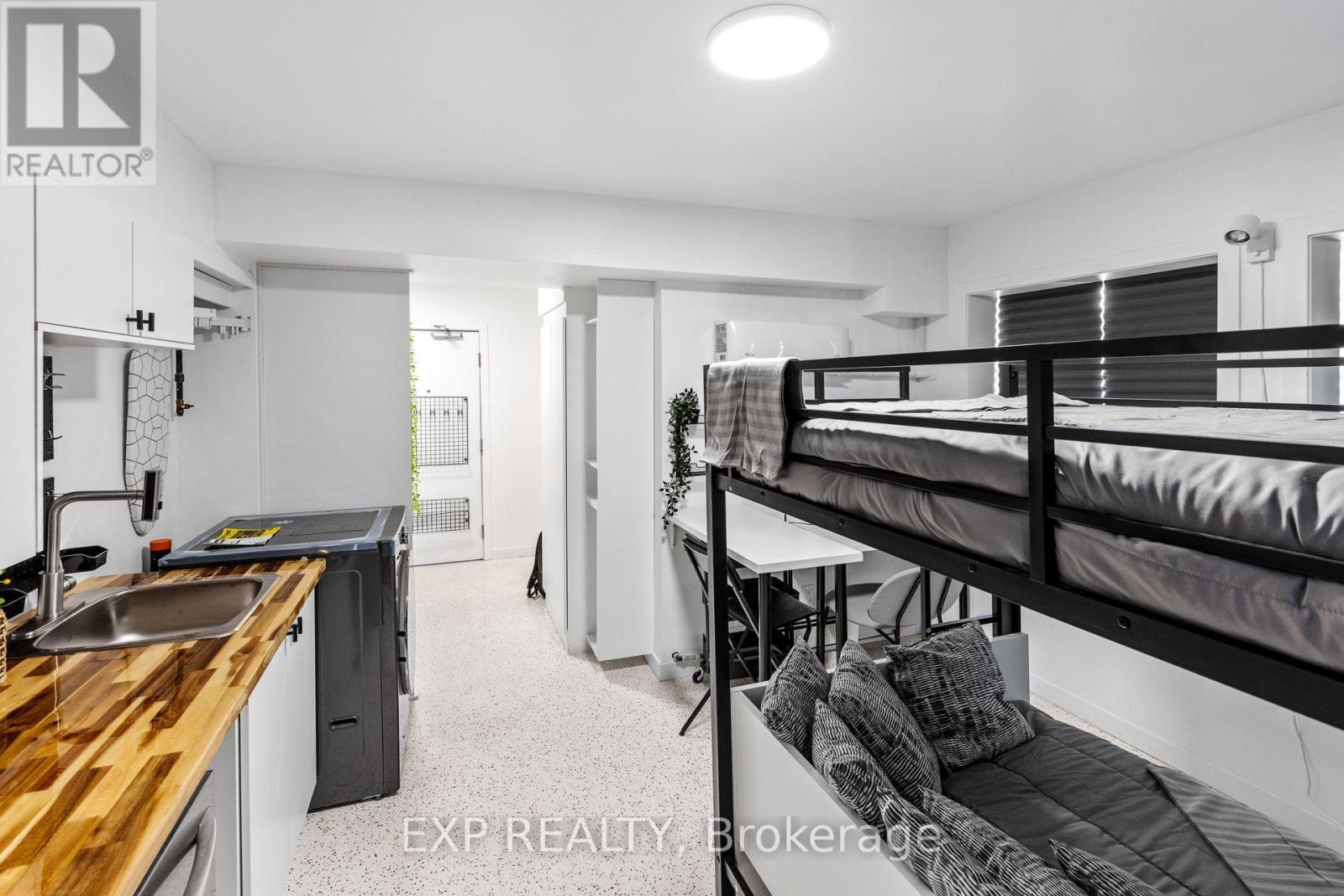 9 - 204 Ste Monique Street, Ottawa, Ontario K1L 7R1 - Photo 6 - X13722752