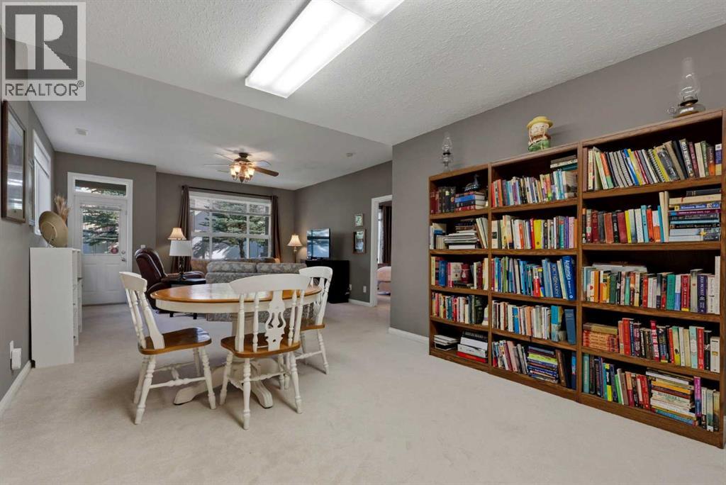 14 Evercreek Bluffs Place SW, Calgary, Alberta  T2Y 4Z8 - Photo 18 - A2338464
