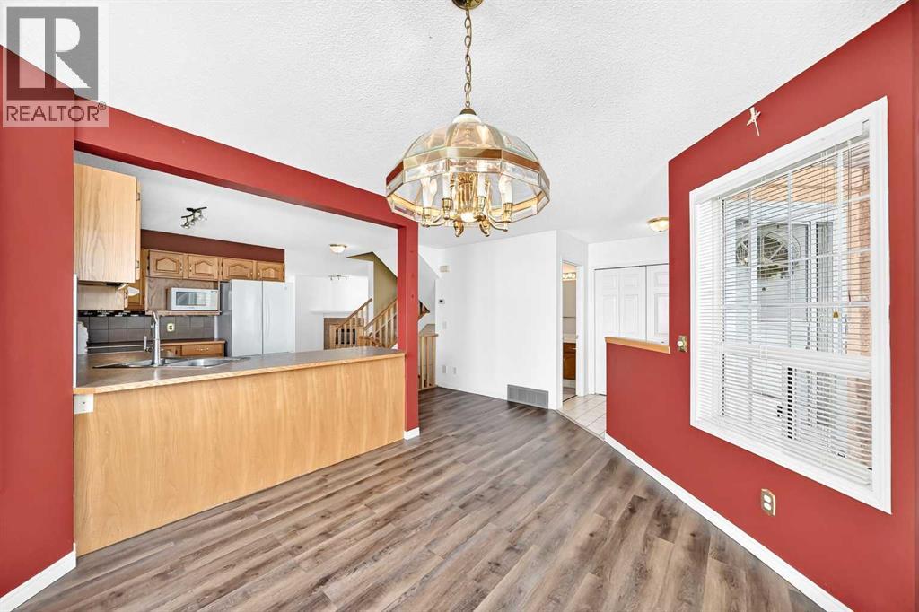 236 Scenic Acres Terrace NW, Calgary, Alberta  T3L 1K5 - Photo 7 - A2340233