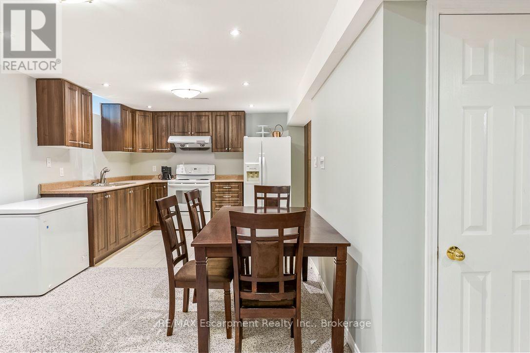 86 Northampton Street, Brampton, Ontario  L6S 3Y7 - Photo 35 - W13722754
