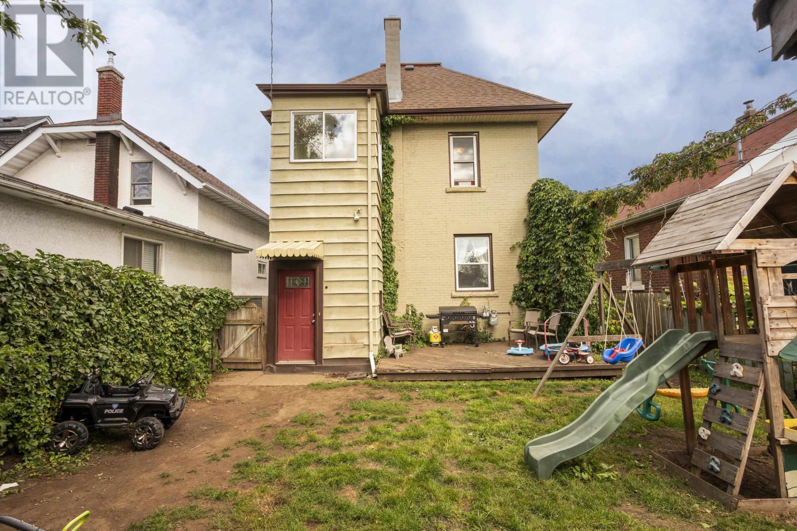 223 Marks St S, Thunder Bay, Ontario  P7E 1L9 - Photo 32 - TB2602575