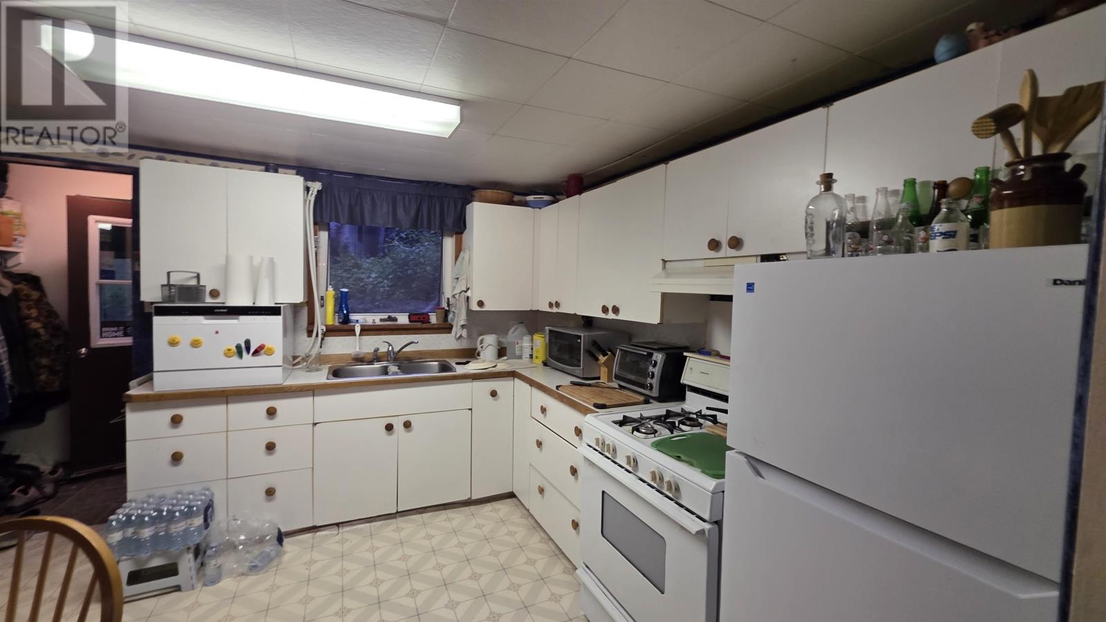 335 Govt Road Rd, Kenora, Ontario  P0X 1C0 - Photo 11 - TB2602576
