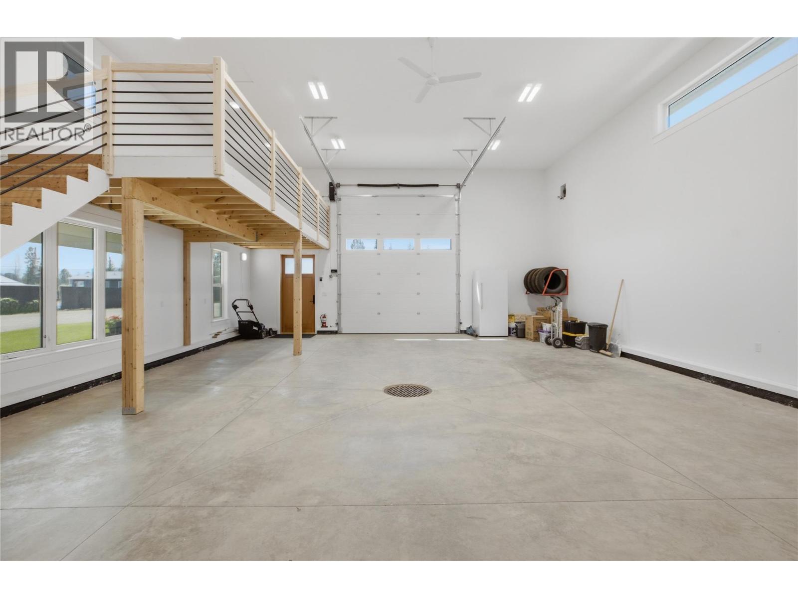 3747 Hilliam Road, Scotch Creek, British Columbia  V0E 1M5 - Photo 39 - 10394532