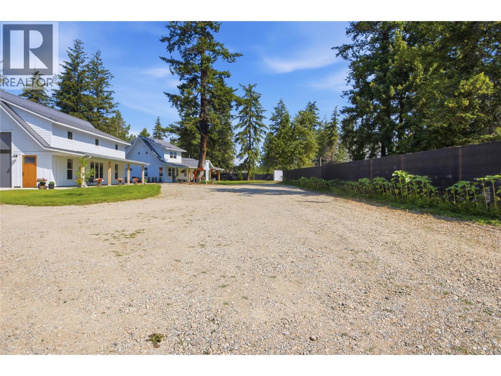 3747 Hilliam Road, Scotch Creek, British Columbia  V0E 1M5 - Photo 4 - 10394532