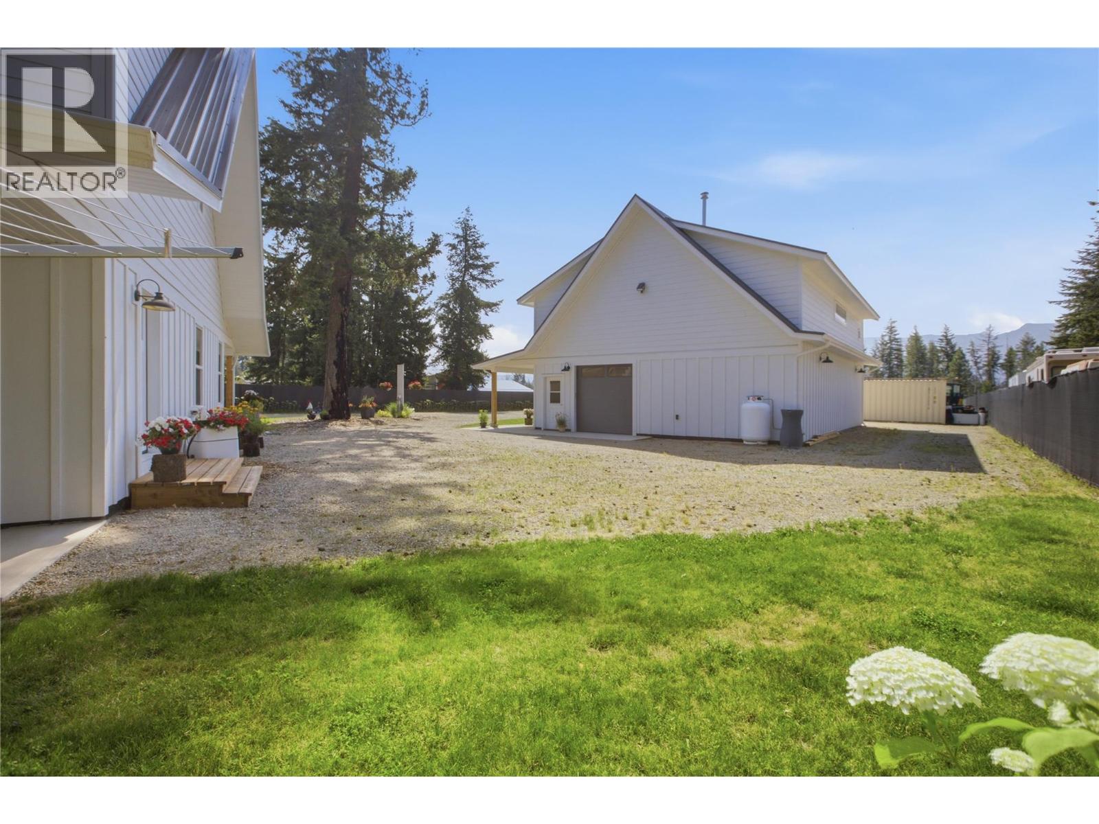 3747 Hilliam Road, Scotch Creek, British Columbia  V0E 1M5 - Photo 46 - 10394532