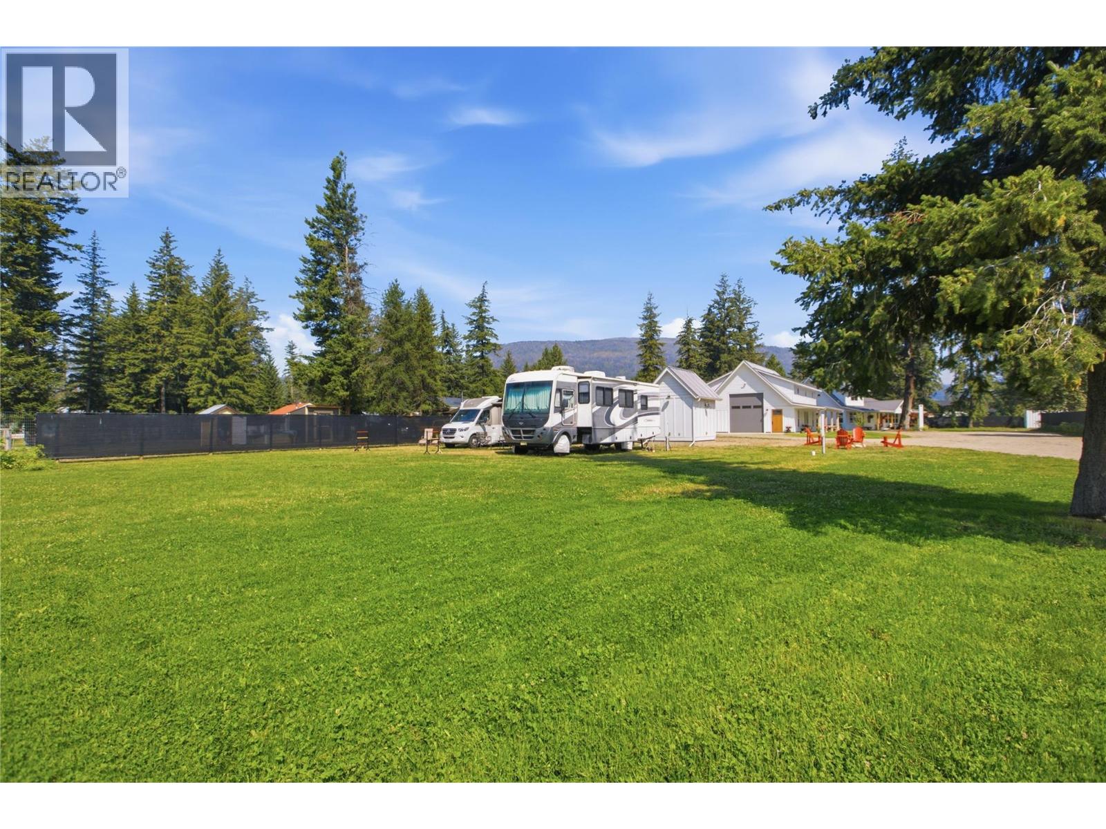 3747 Hilliam Road, Scotch Creek, British Columbia  V0E 1M5 - Photo 62 - 10394532