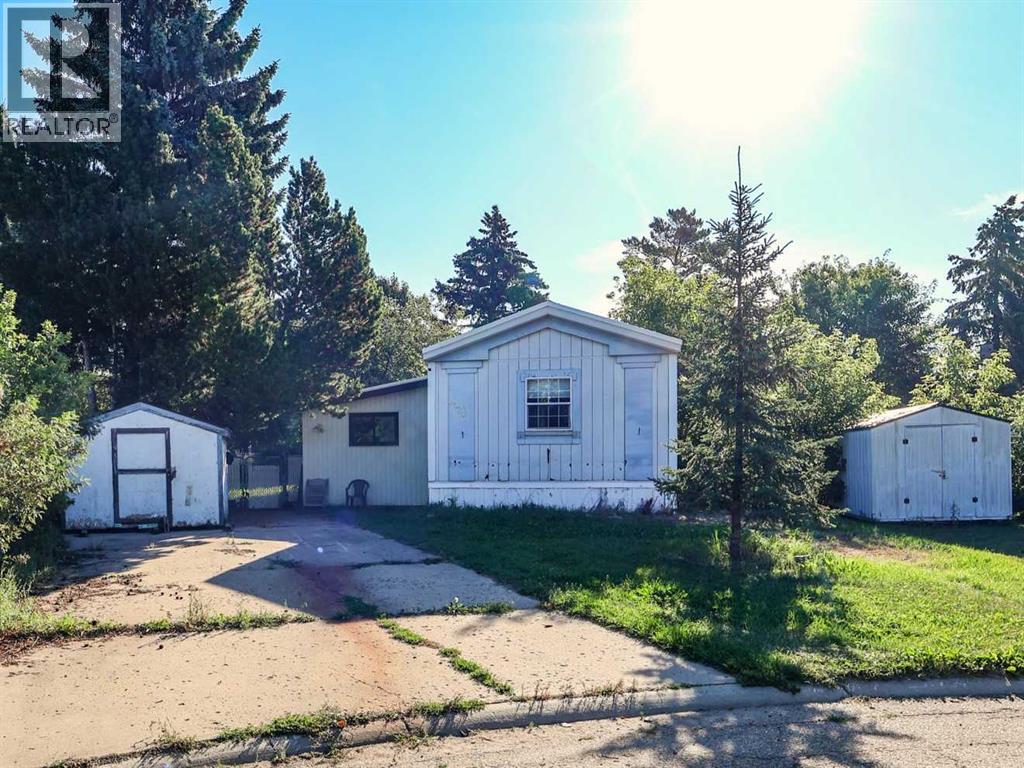 6024 Spruce Crescent, Stettler, Alberta