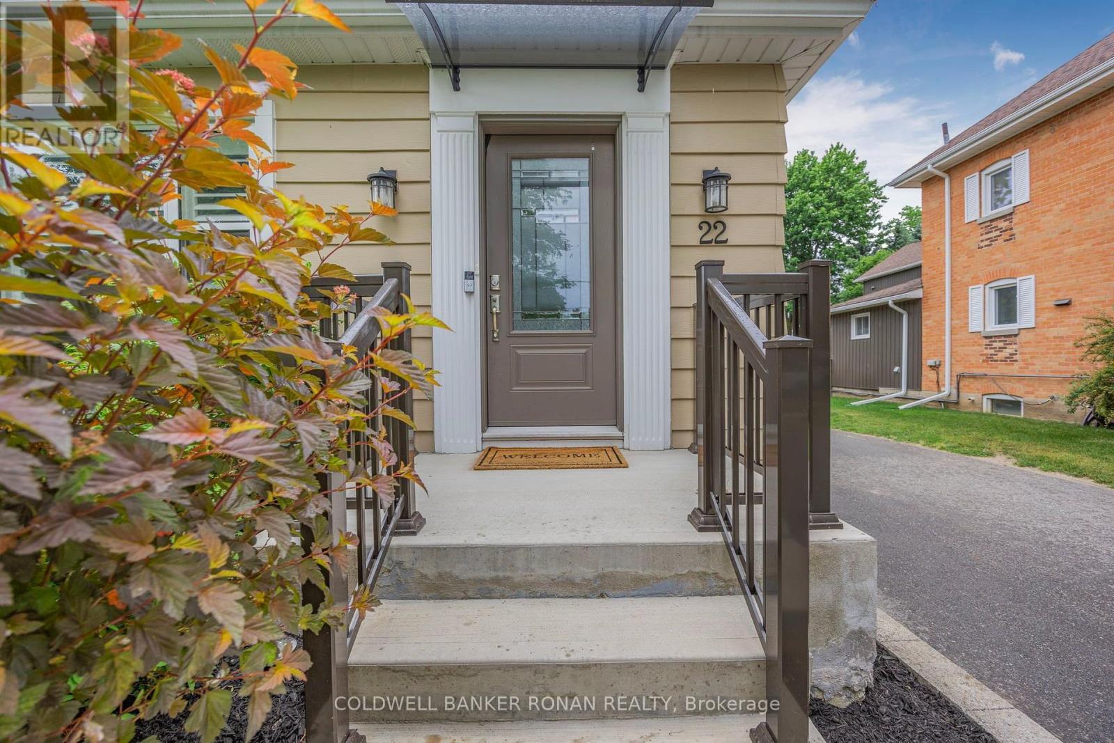 22 Nelson Street, New Tecumseth, Ontario  L9R 1G9 - Photo 3 - N13715504