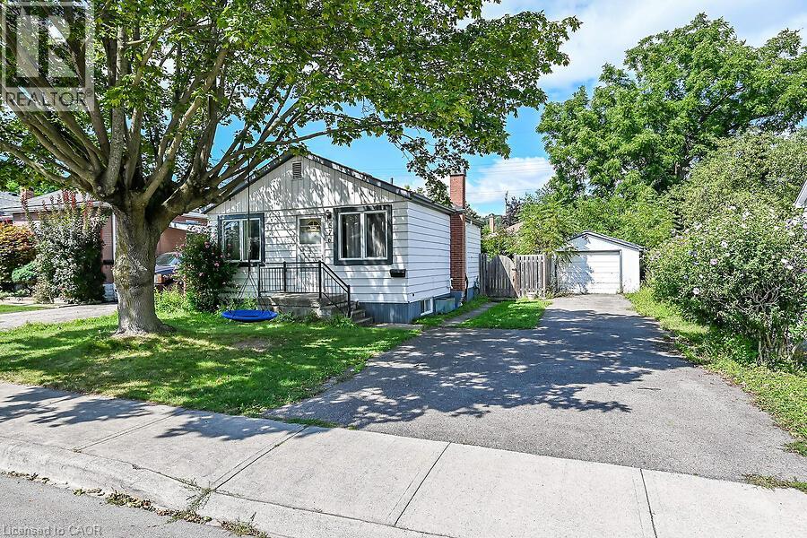 576 ROSSEAU Road, Hamilton, Ontario
