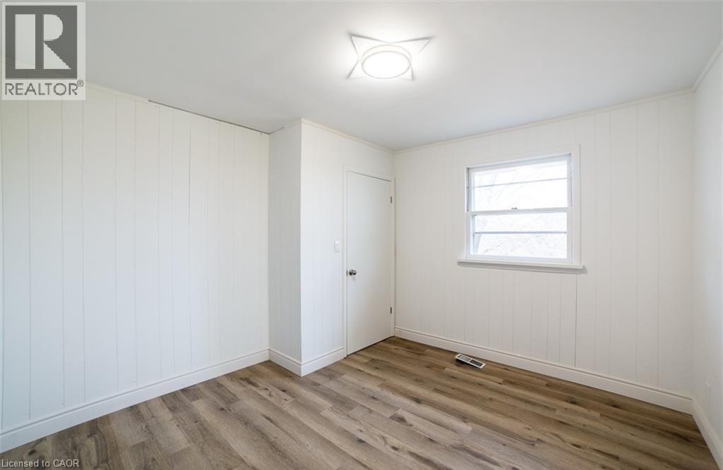 22 Kelson Avenue S, Grimsby, Ontario  L3M 4C3 - Photo 10 - 40859088