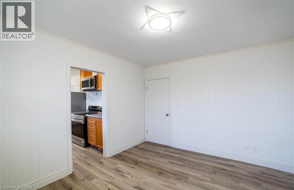 22 Kelson Avenue S, Grimsby, Ontario  L3M 4C3 - Photo 12 - 40859088