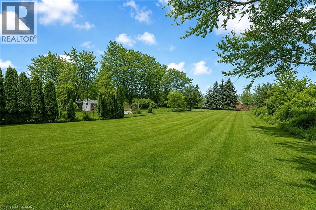 22 Kelson Avenue S, Grimsby, Ontario  L3M 4C3 - Photo 22 - 40859088