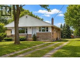 22 KELSON Avenue S, Grimsby, Ontario