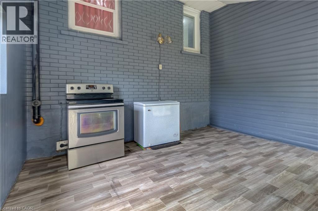 182 Avalon Place, Kitchener, Ontario  N2M 4N8 - Photo 26 - 40853431
