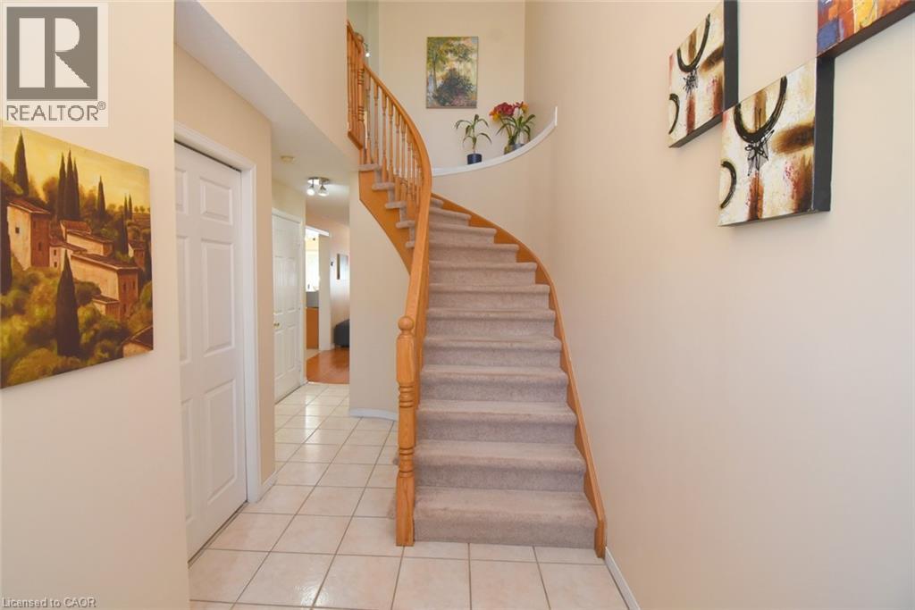 57 Townmansion Drive, Hamilton, Ontario  L8T 5A6 - Photo 5 - 40854712