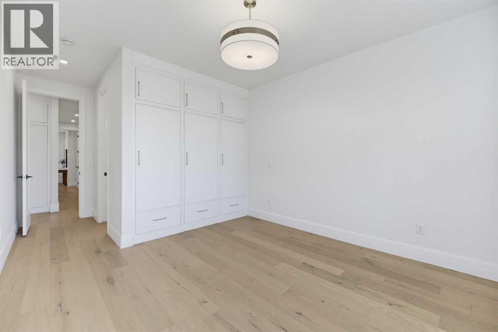 2407 4 Avenue NW, Calgary, Alberta  T2N 0P3 - Photo 27 - A2340450