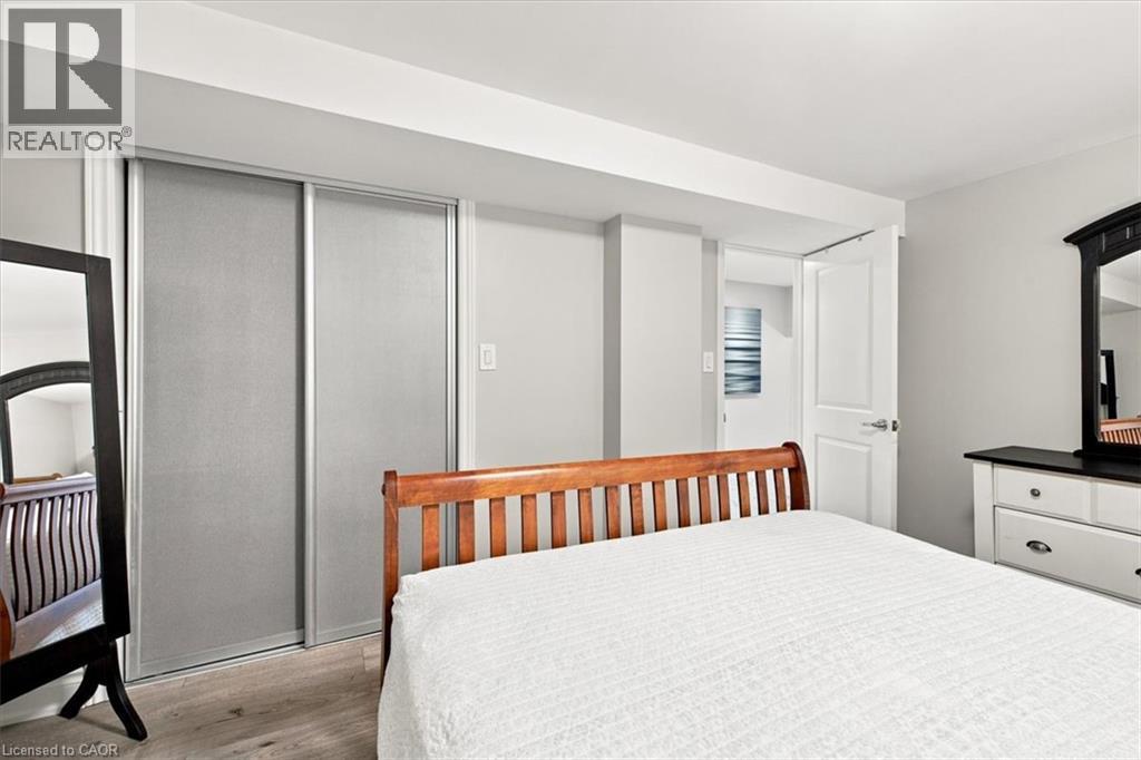 2407 Barclay Road, Burlington, Ontario  L7R 2B7 - Photo 33 - 40858097