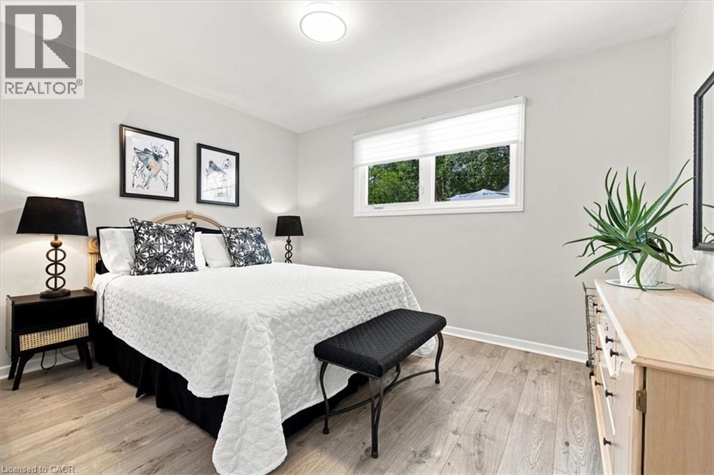 2407 Barclay Road, Burlington, Ontario  L7R 2B7 - Photo 18 - 40858097